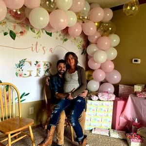 Meet your Posher, Holly